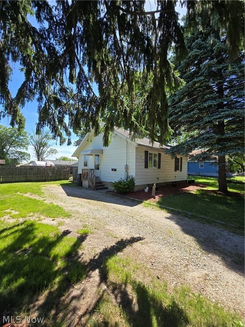 Photo for 594 Gardendale Avenue