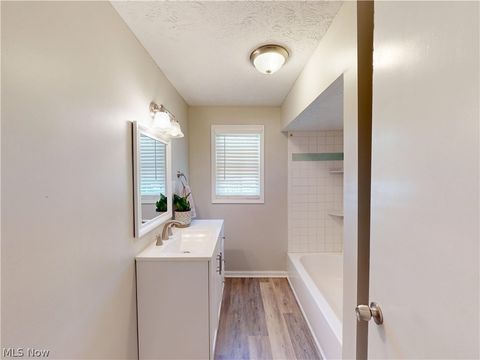 Tiny photo for 867 Sunset View Boulevard, Tallmadge, OH 44278 (MLS # 5202782)