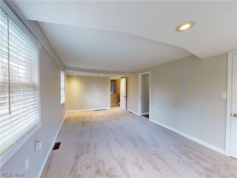 Tiny photo for 867 Sunset View Boulevard, Tallmadge, OH 44278 (MLS # 5202782)