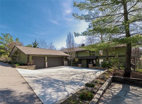 6794 Walter Waite Court S Unit 57, Brecksville, OH 44141 - #: 5115030