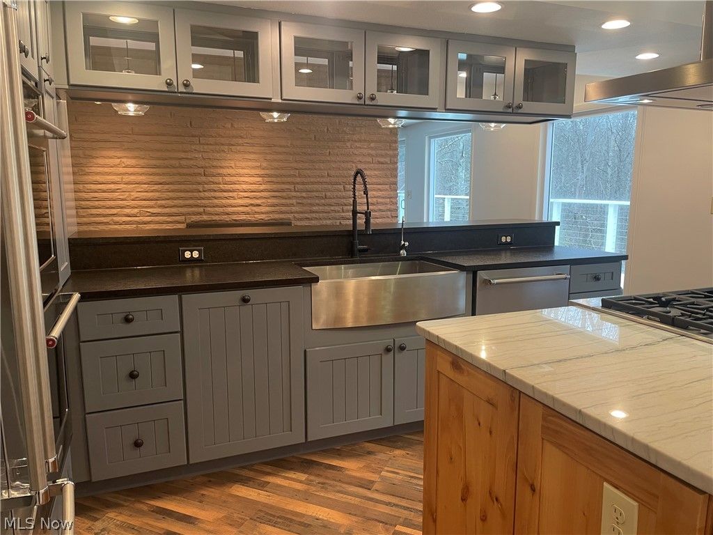 Photo of 3336 Portage Easterly, Farmington, OH 44491 (MLS # 5198726)