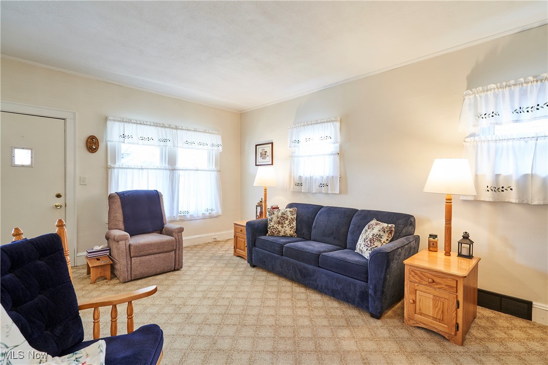 Walton Realty Companys Garfie - Residential