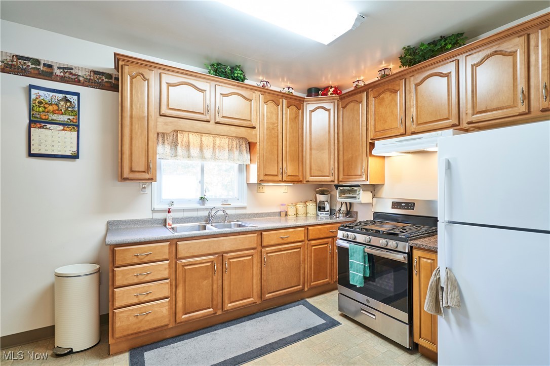 Walton Realty Companys Garfie - Residential