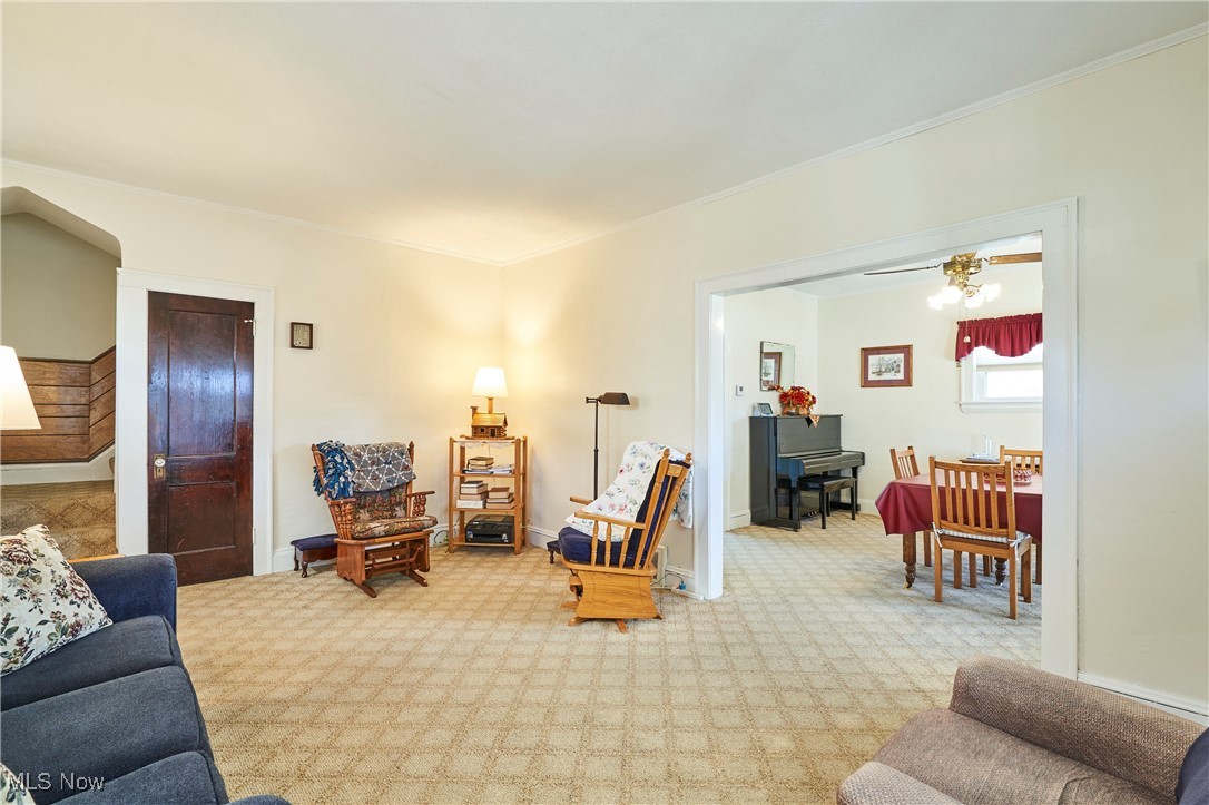 Walton Realty Companys Garfie - Residential