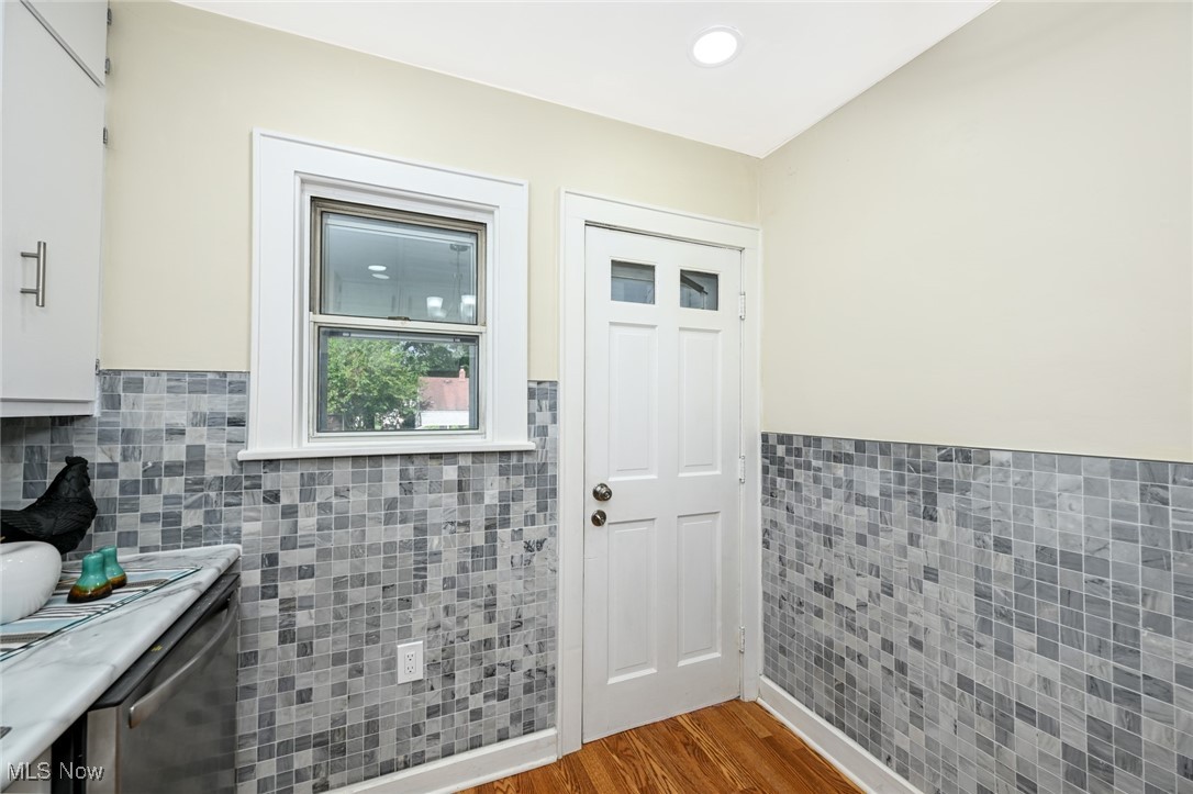 Lyons 02 Add/Lookout Park Allo - Residential