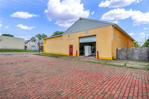 A Hanna HomeFinder account is required to view this listing.