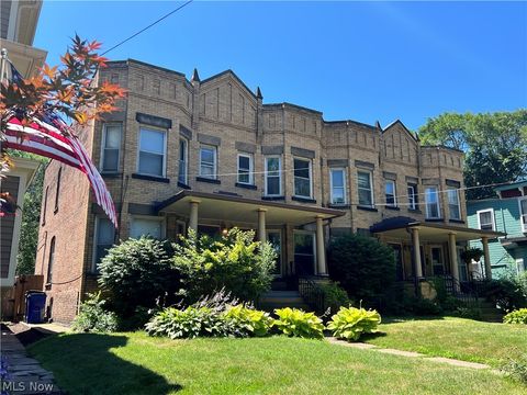 4309 Clinton Avenue Cleveland OH 44113