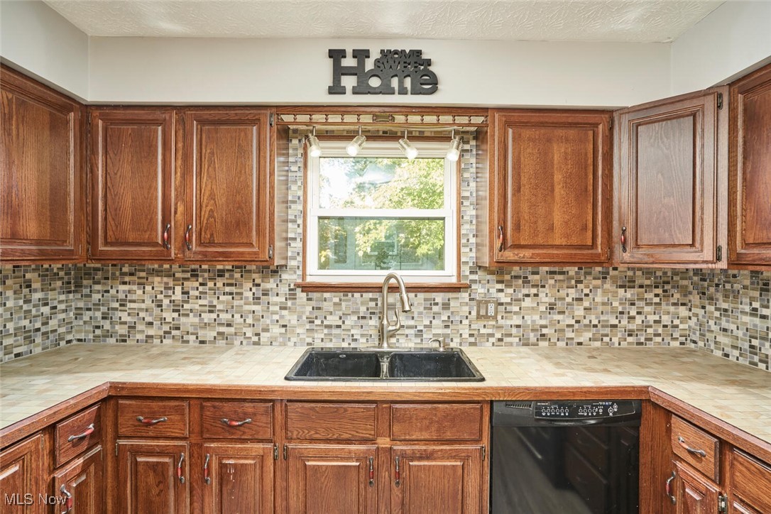 Chenoweths Lake Heights Allotment - Residential