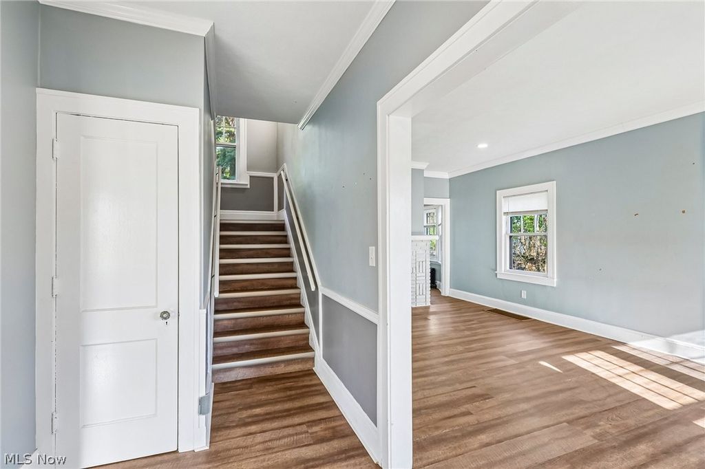 Photo of 1188 Cleveland Heights Boulevard, Cleveland Heights, OH 44121 (MLS # 5202077)