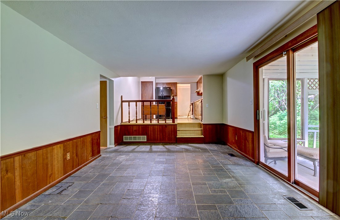 29590 Broxbourne Road, North Olmsted, Ohio image 16