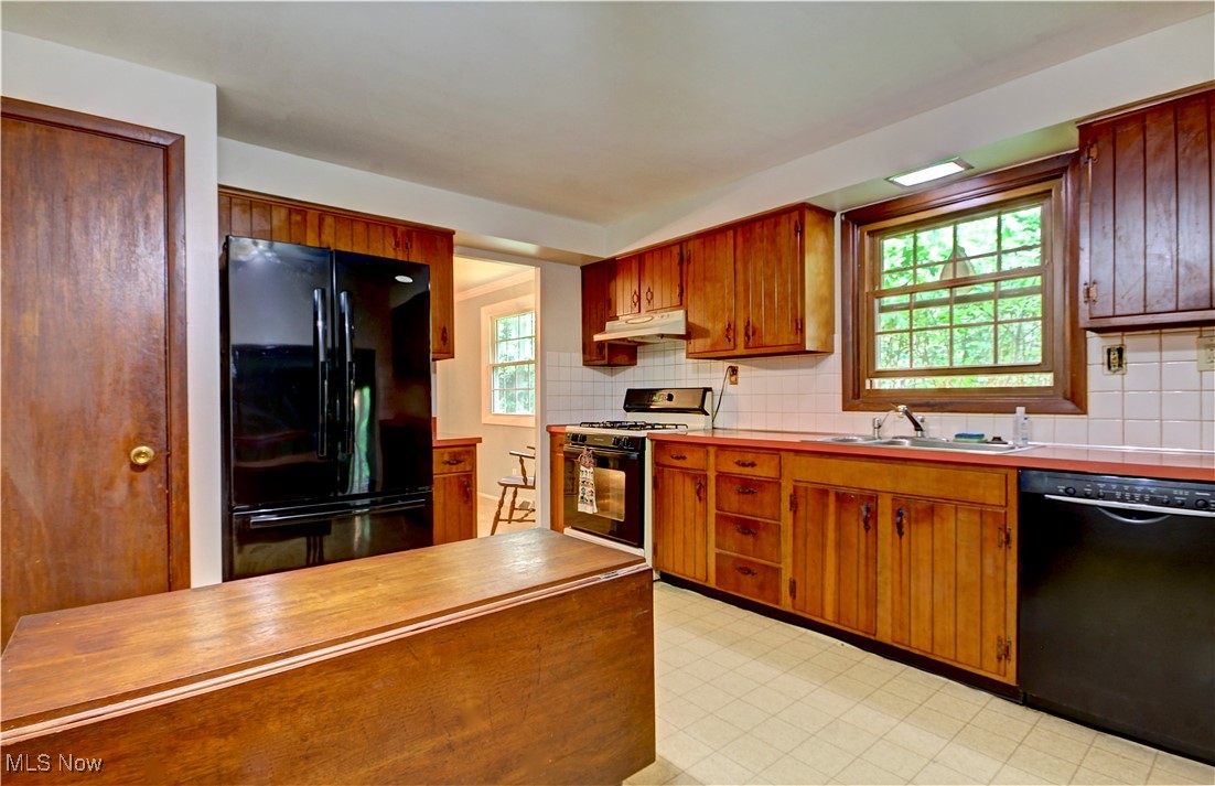 29590 Broxbourne Road, North Olmsted, Ohio image 11