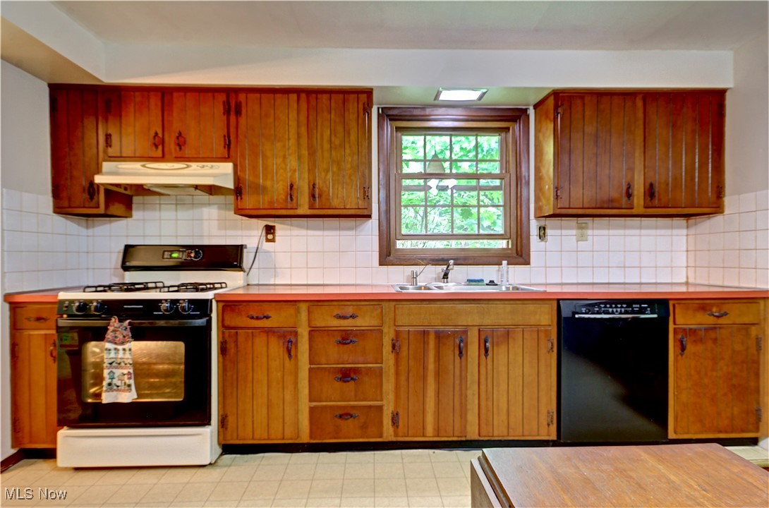 29590 Broxbourne Road, North Olmsted, Ohio image 13