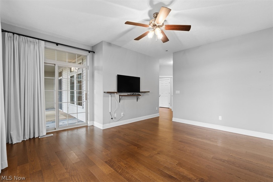 Wedgewood Xings Condo Ph 02 - Residential