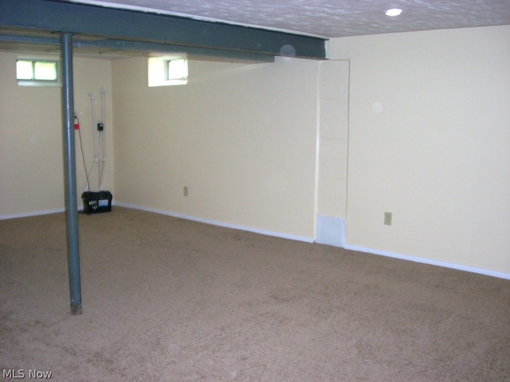 Lake Grove Estates - Residential