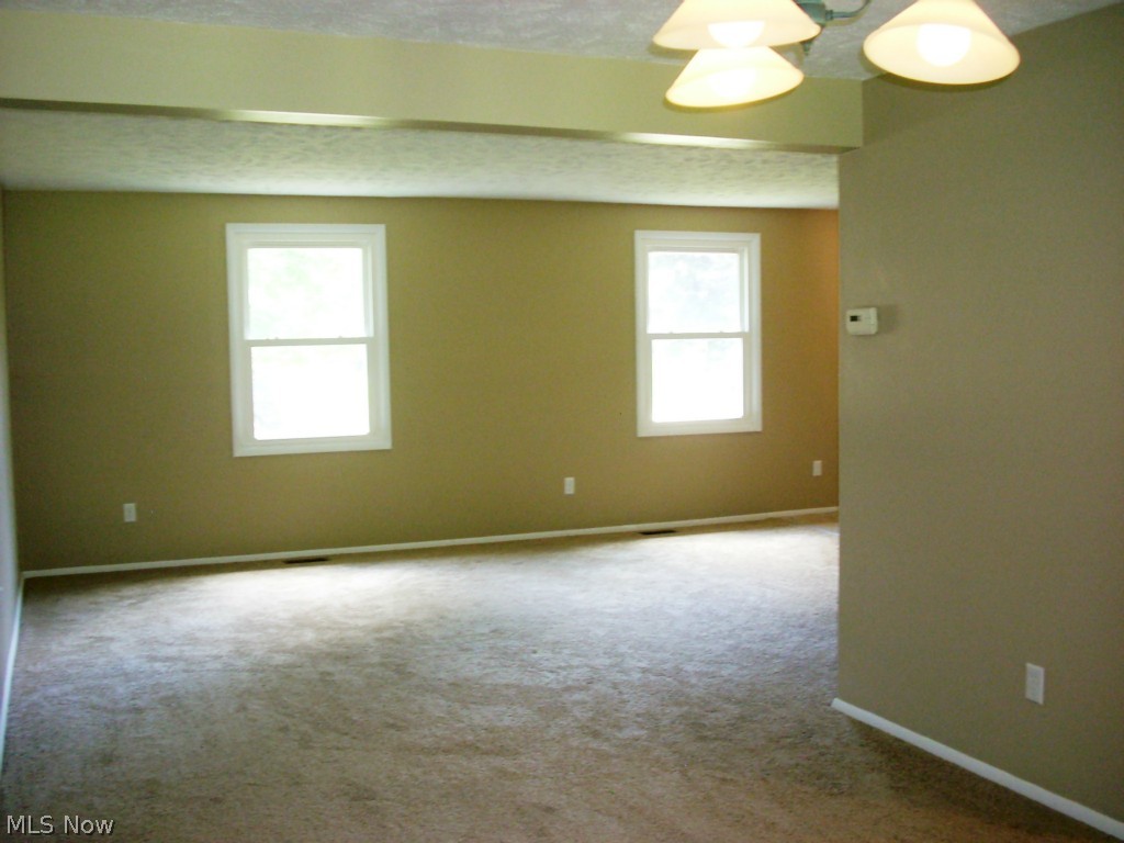 Lake Grove Estates - Residential