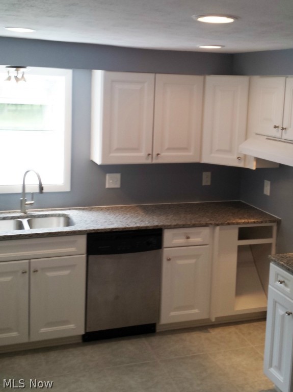 Lake Grove Estates - Residential