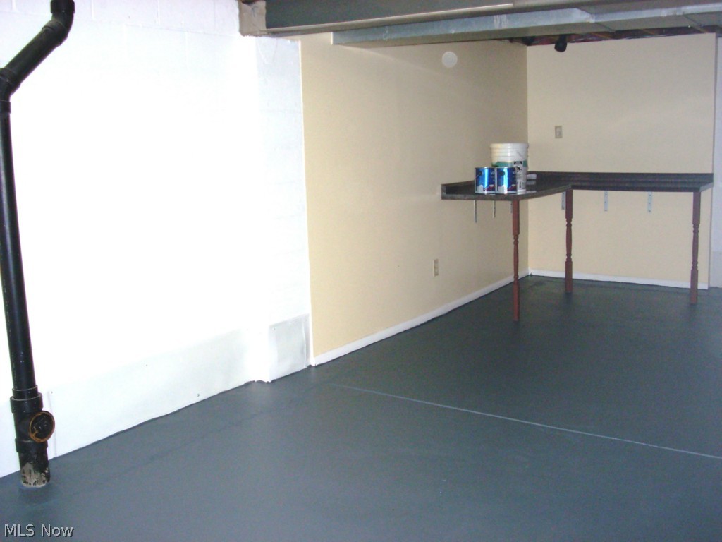 Lake Grove Estates - Residential