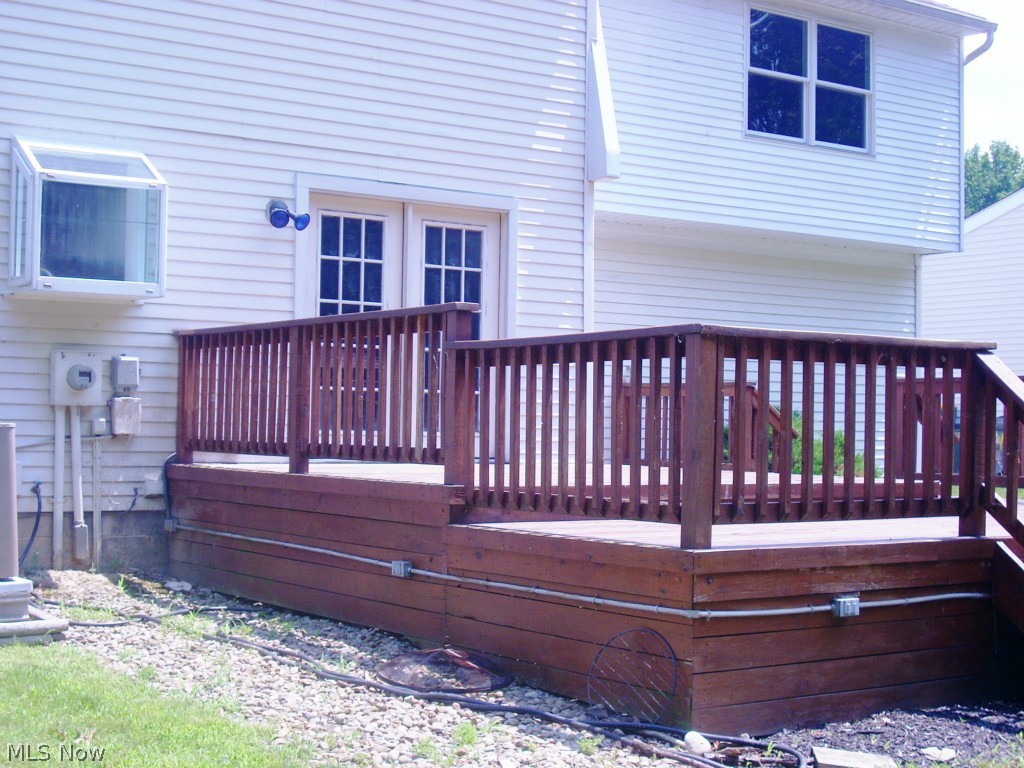 Lake Grove Estates - Residential