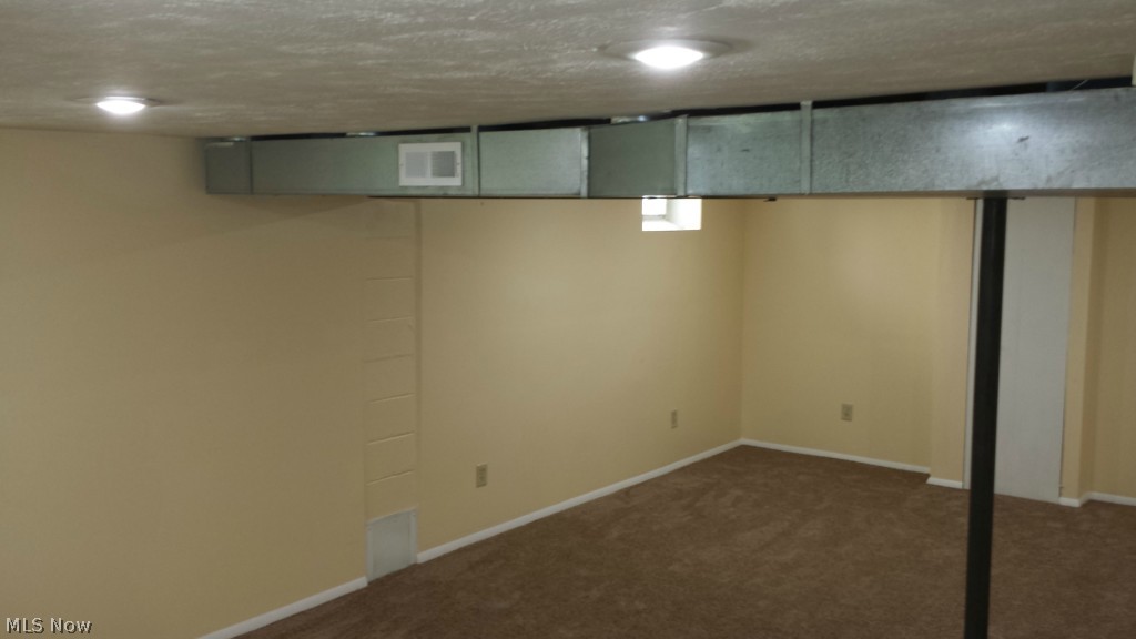 Lake Grove Estates - Residential