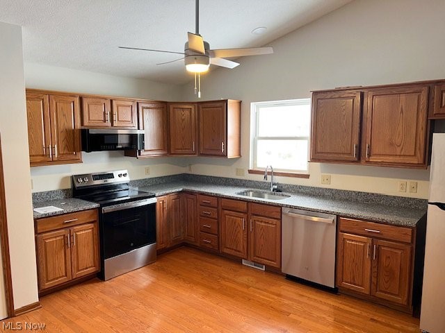 Clusters/Montville Lakes - Residential