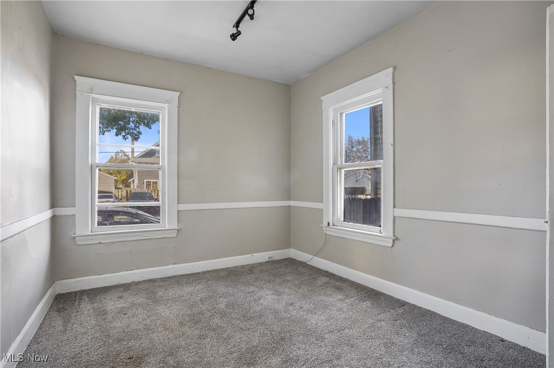 Mars E Wagar - Residential Income