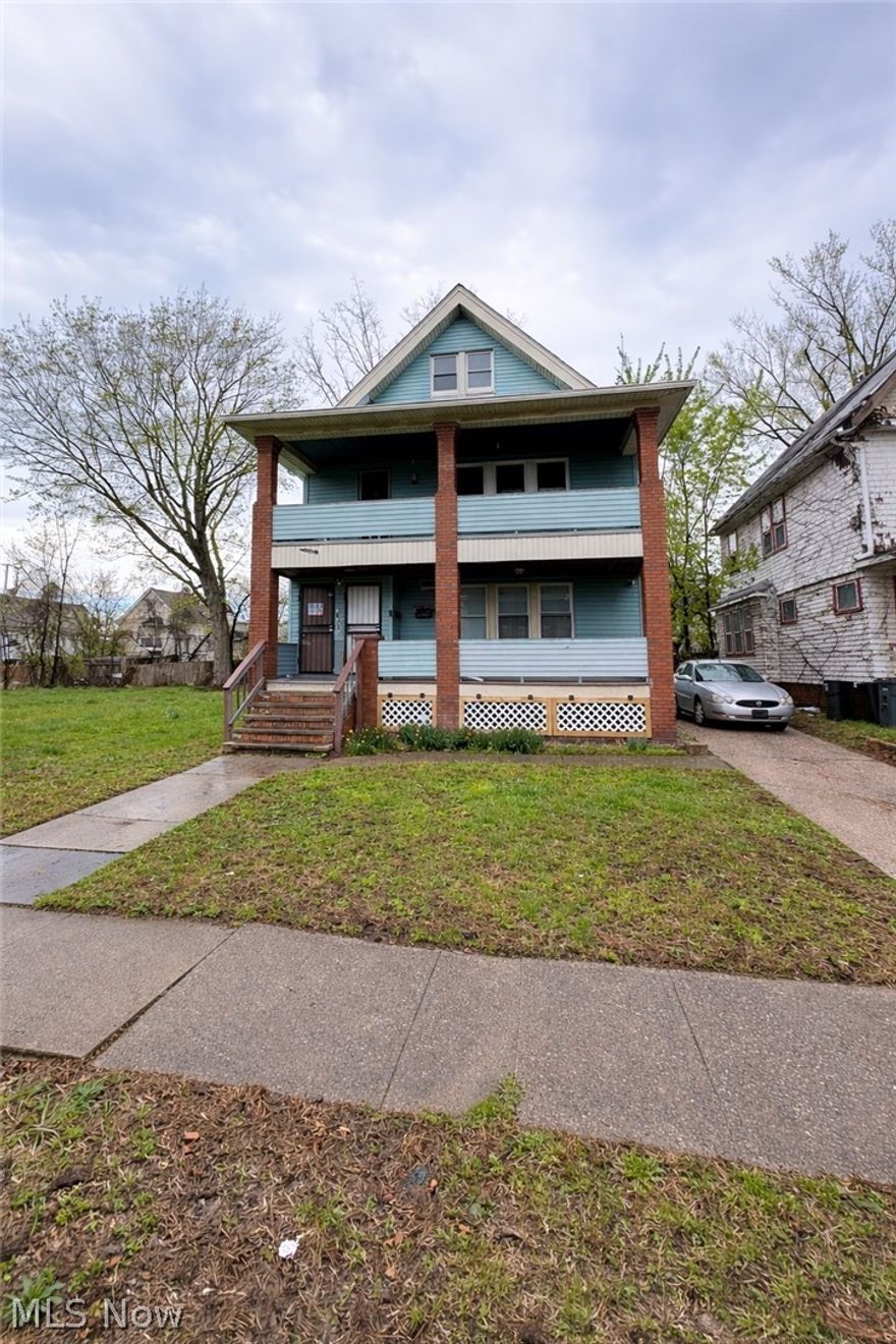 Very nice rental unit available in a quiet, desirable neighborhood. This well-maintained home features fresh paint throughout and offers comfortable living at an affordable price. Section 8 applicants are welcome. Don’t miss this great opportunity!