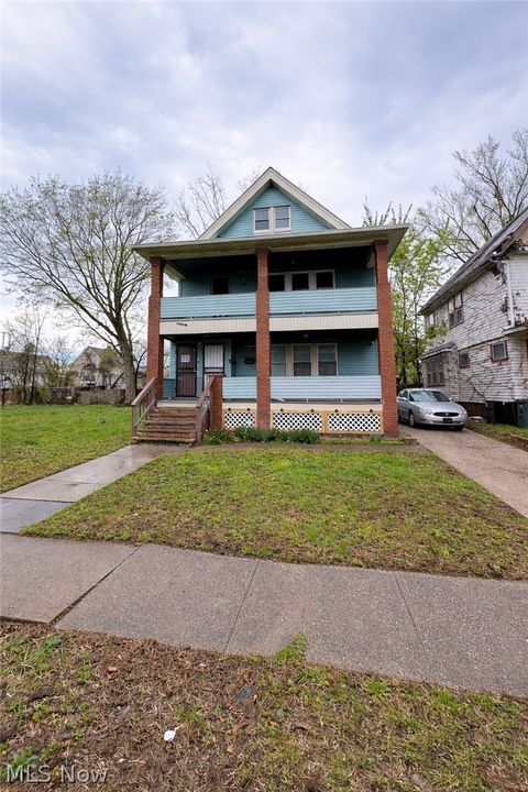 Photo of 13605 Gainsboro Avenue #Up, East Cleveland, OH 44112 (MLS # 5202525)