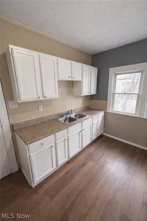 Tiny photo for 13605 Gainsboro Avenue #Up, East Cleveland, OH 44112 (MLS # 5202525)