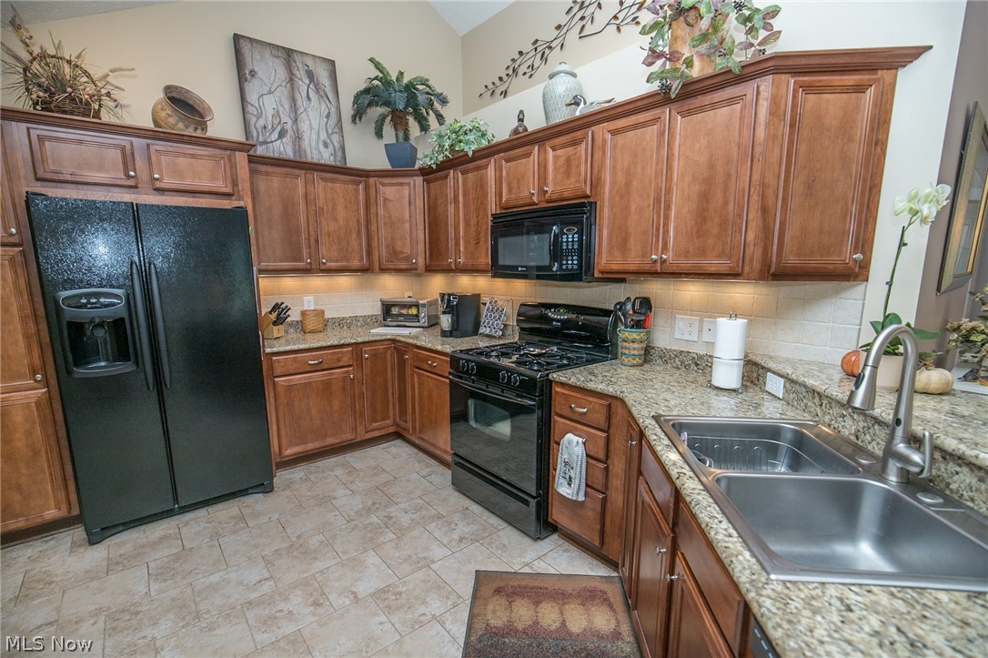 Crossings/Golden Pond Condo - Residential