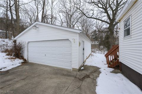 Tiny photo for 603 Indian Trail, Akron, OH 44314 (MLS # 5187667)