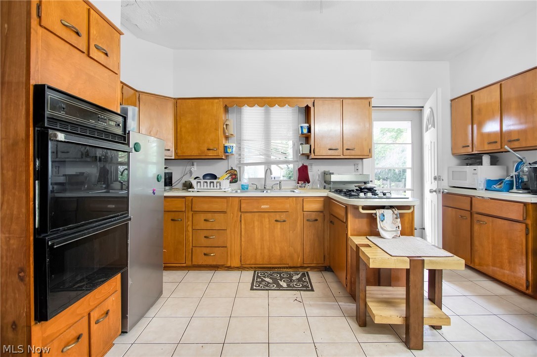 West Blvd - Residential Income