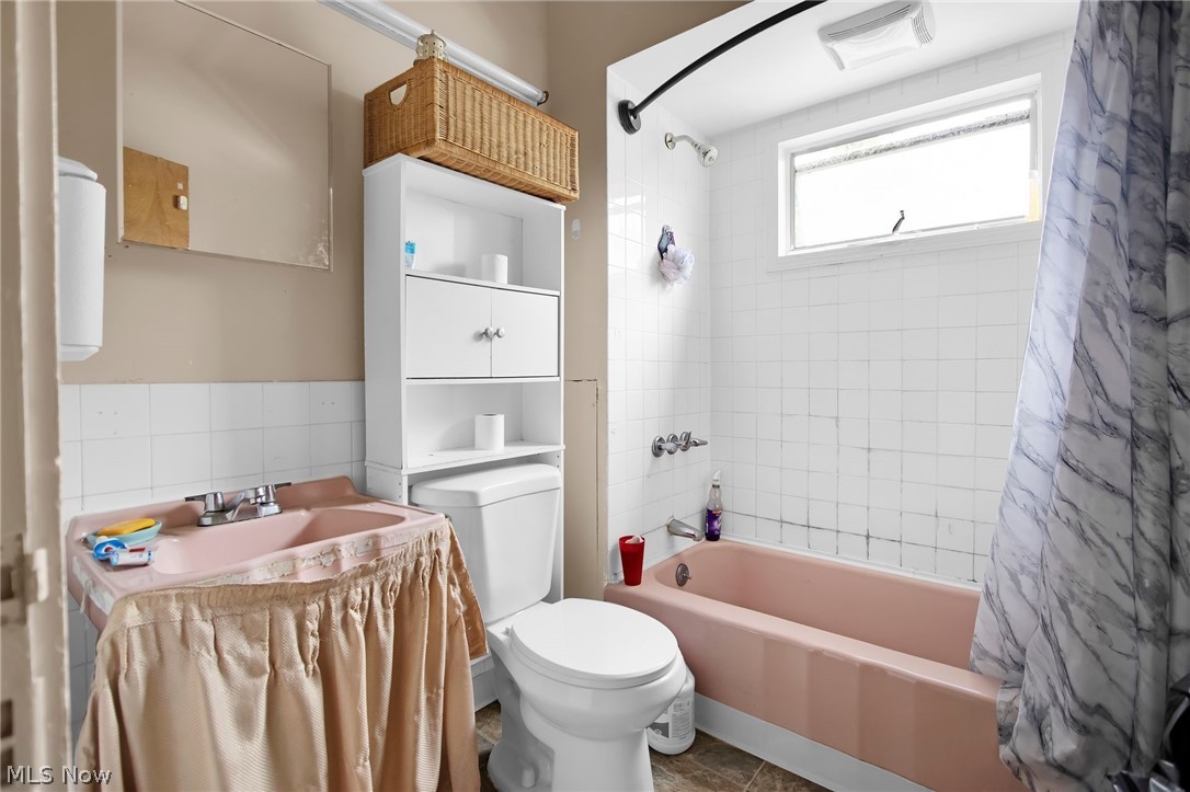 West Blvd - Residential Income