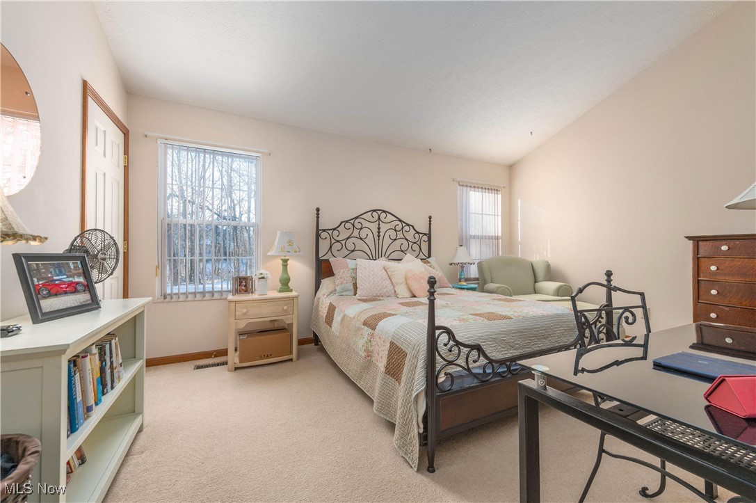 Cinnamon Woods Condo - Residential