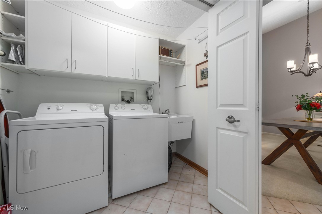 Cinnamon Woods Condo - Residential