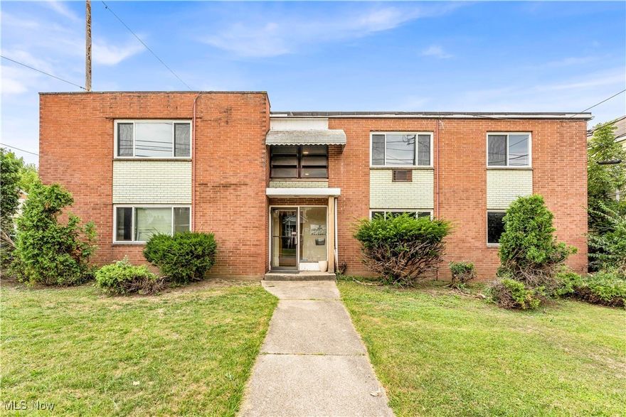 4428 Turney Rd. | Apt # 202, Cleveland- Spacious 1 bed 1 bath apartment! //

$ 710 rent / $ 710 deposit //
$49 application fee per adult //
1-2 pets OK in this unit. After application pre-approval, a PetScreening is required for any animals to proceed with one of our properties; a PetScreening affidavit is still required if you have no pets. (Some breed restrictions apply per HUD guidelines). //
NO SMOKING //
1 time $129 non-refundable set up fee paid at lease signing //

$30/month required resident benefit package; can include personal property/liability insurance for an additional $5/month for $35/month total. //

** ** CMHA OK - 1 bdrm voucher; must be prepared with ½ reservation fee to hold the property and moving packet. **  ** //

After application Pre-Approval 1 applicant per household application is required to fill out a PetScreening application, before being about to proceed with placing a Reservation Fee for one of our properties.  You will receive a pre-approval for your application and in order to proceed, the PetScreening is required. Even if you have NO pets - this application must be filled out. One time, non-refundable pet fee of $200-500 per animal applies to all pets & must be paid before or when you pay your first month rent. (No fee for qualified assistance animals). //

Our application is processed through secure site: Findigs, and they require ID and income verification. Without this, your application will not be processed. They offer 24/7 chat support on their application directly if you have any questions. //

BEDROOMS: 1 //
BATHROOMS: 1 //
APPLIANCES PROVIDED: Fridge and stove //
UTILITIES / RESIDENT RESPONSIBILITY: Resident pays gas and electric and is responsible for snow removal. //

Serious inquiries only.
