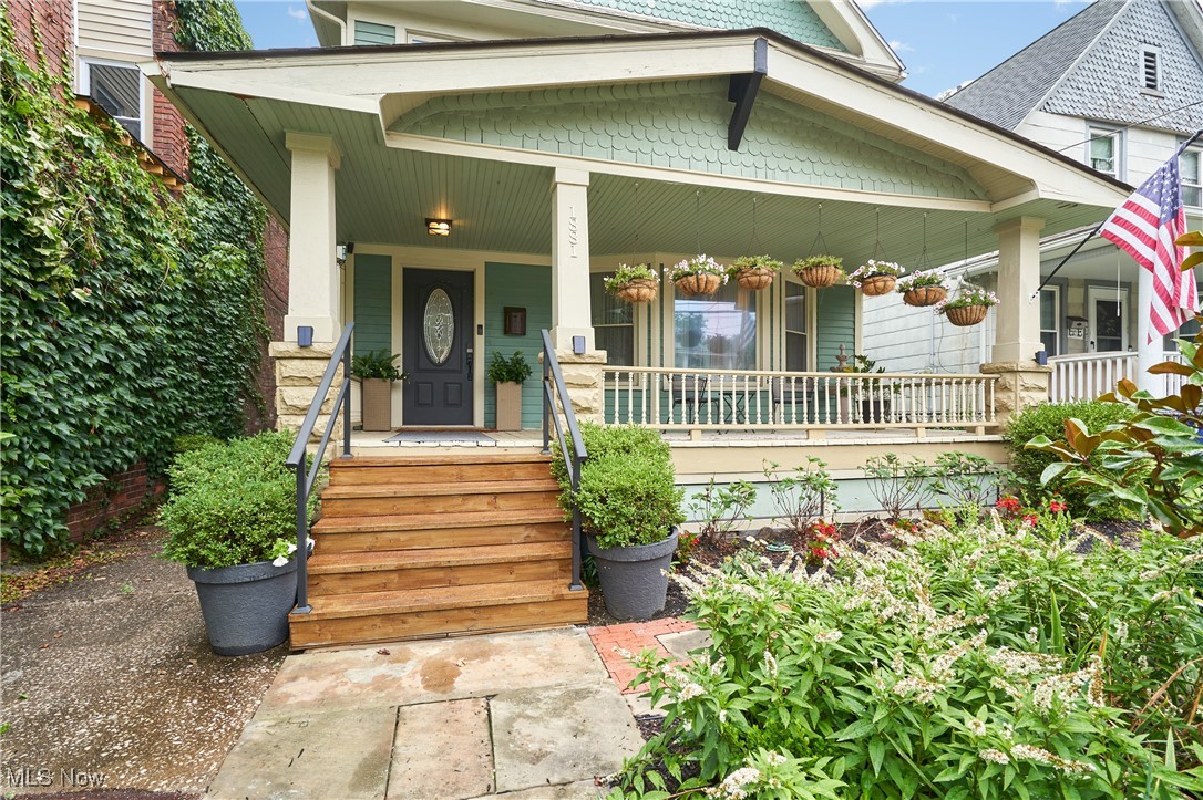 1881 W 65th Street