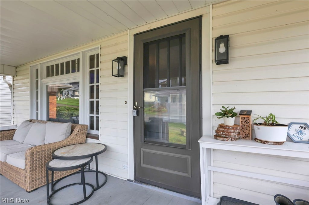 Photo of 1400 Beatty Avenue, Cambridge, OH 43725 (MLS # 5225553)