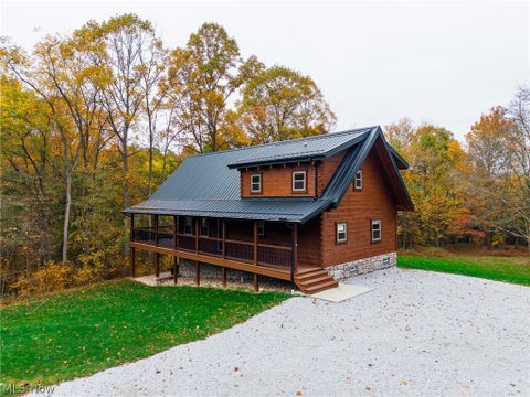 Tiny photo for 5643 Schilling NW Road, New Philadelphia, OH 44663 (MLS # 5255656)