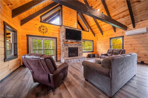 Tiny photo for 5643 Schilling NW Road, New Philadelphia, OH 44663 (MLS # 5255656)