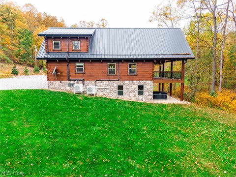 Tiny photo for 5643 Schilling NW Road, New Philadelphia, OH 44663 (MLS # 5255656)