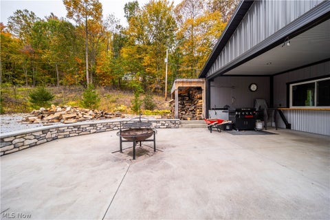Tiny photo for 5643 Schilling NW Road, New Philadelphia, OH 44663 (MLS # 5255656)