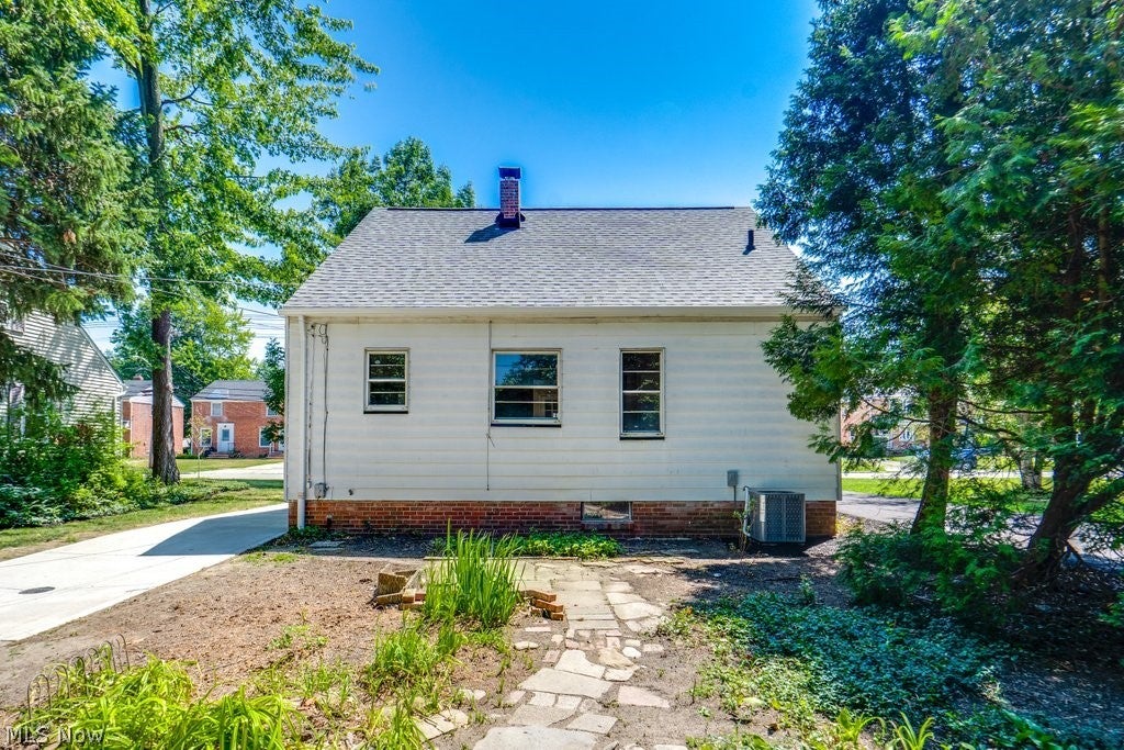 344 E 250th Street