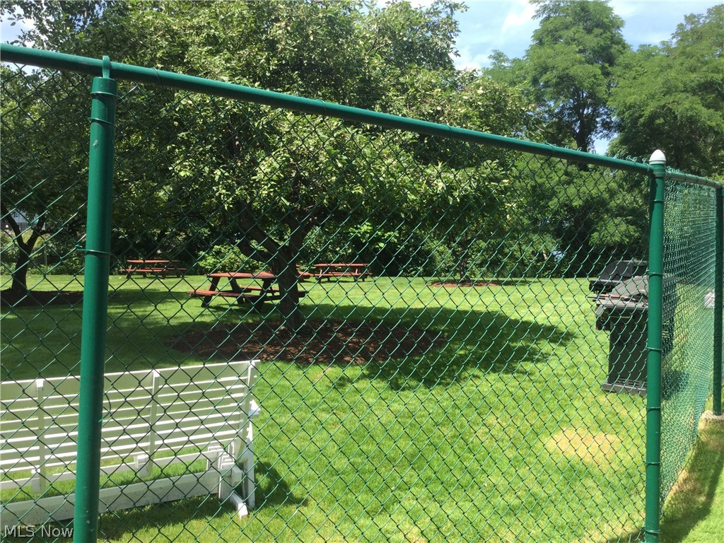 Marine Towers East Condo - Residential