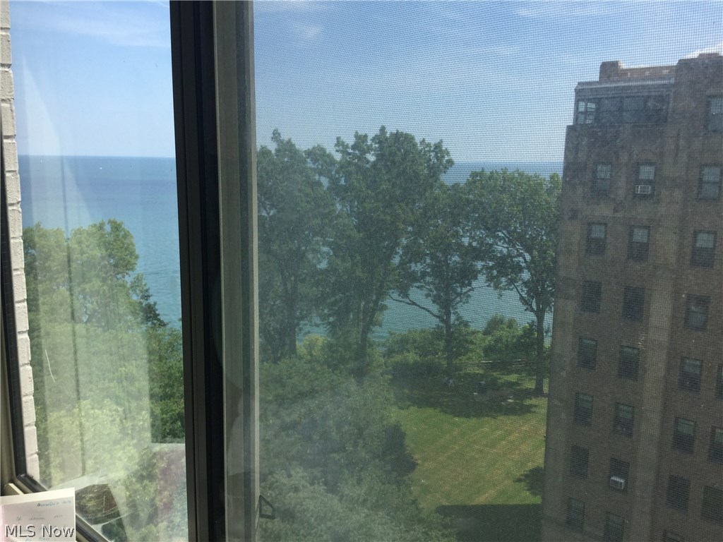 Marine Towers East Condo - Residential