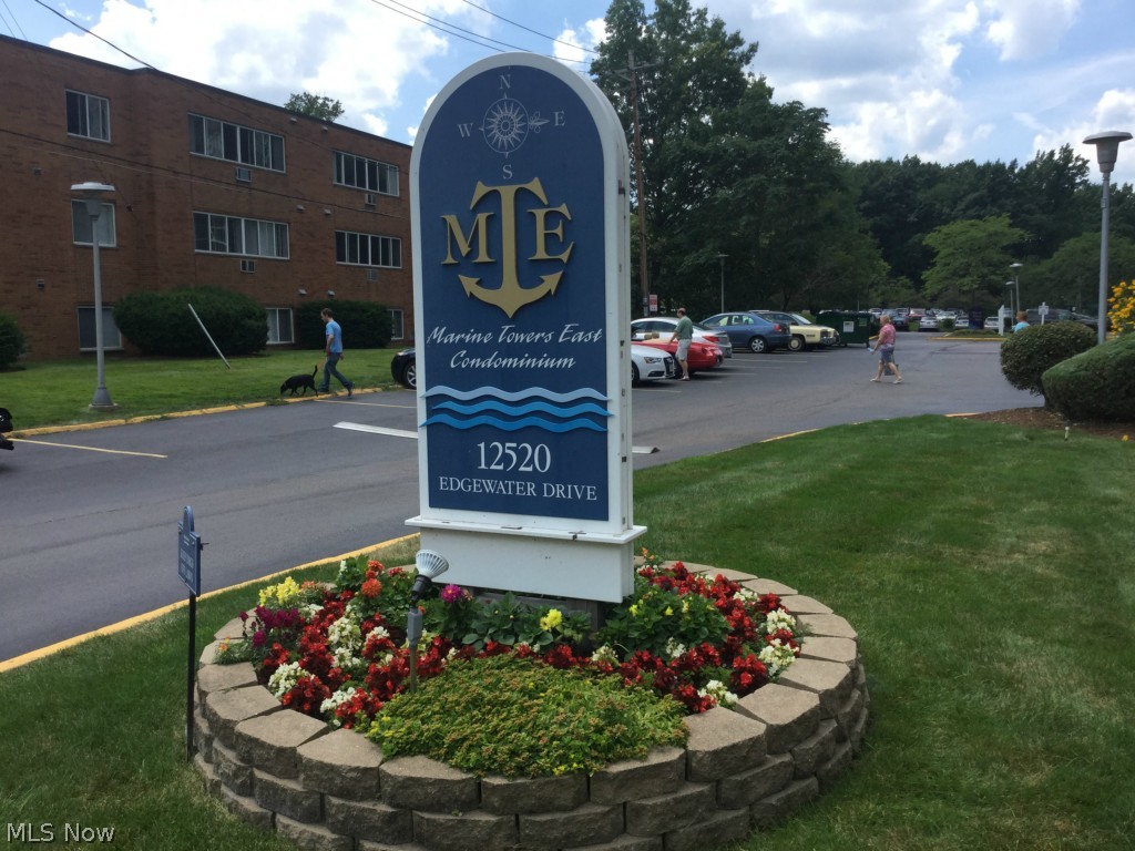 Marine Towers East Condo - Residential