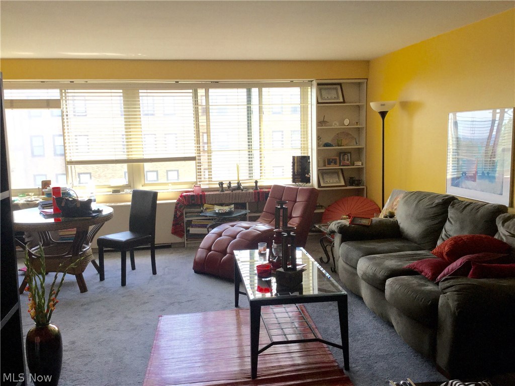 Marine Towers East Condo - Residential