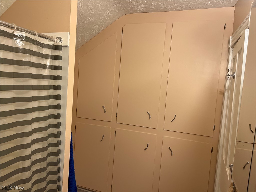 Adnah Scoville Estate - Residential