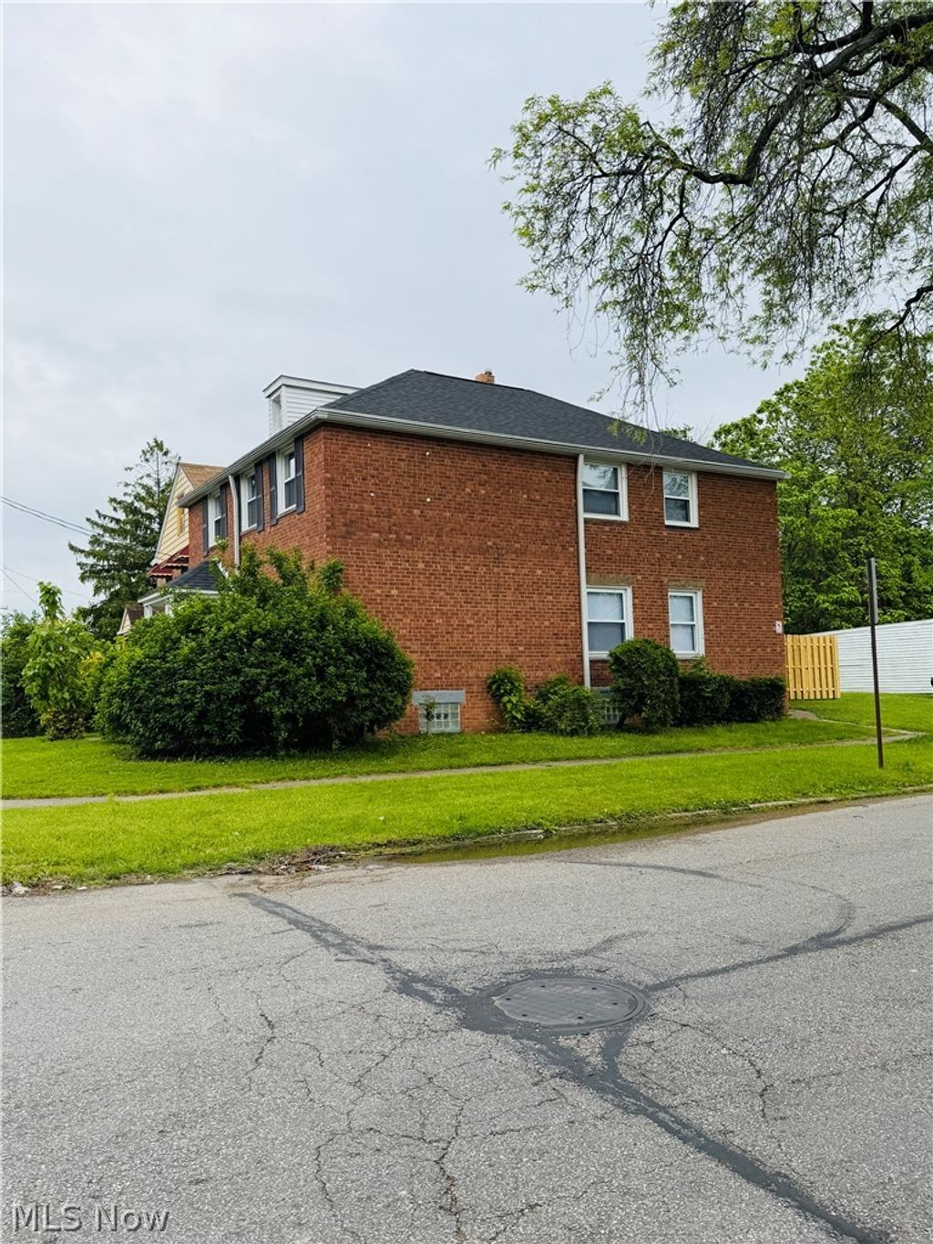 Photo of 14702 Milverton Road, Cleveland, OH 44120 (MLS # 5212457)