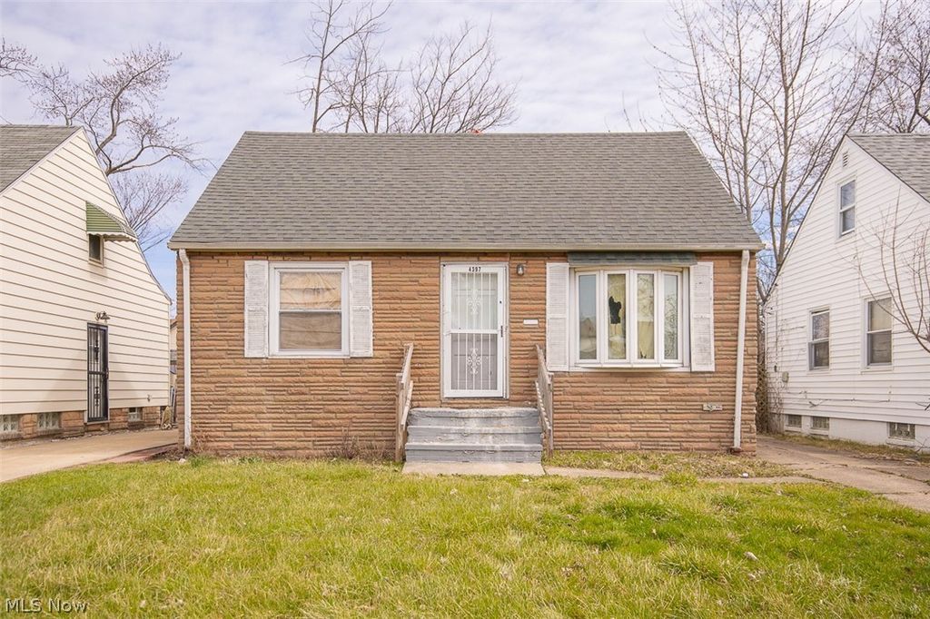 Photo of 4397 E 154th Street, Cleveland, OH 44128 (MLS # 5195415)