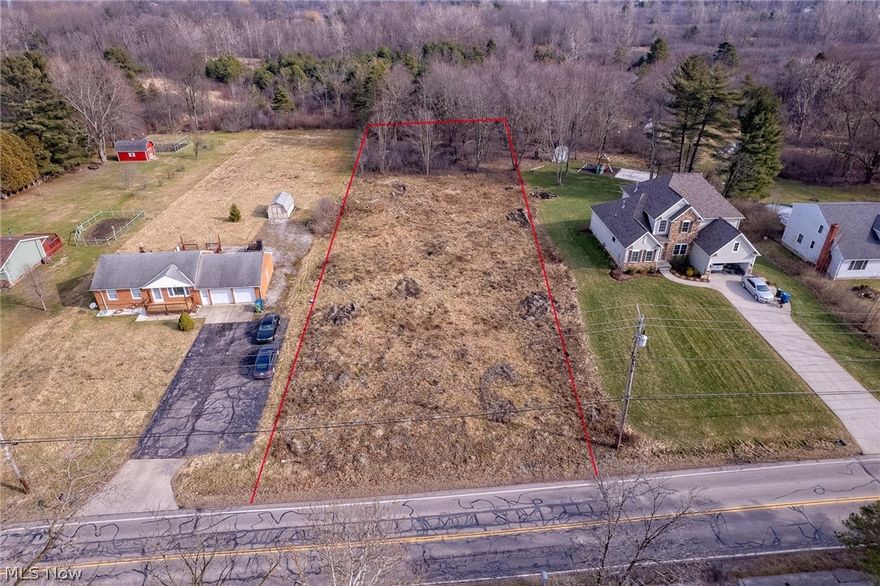 Thinking about building? Here is a unique investment for you! Super easy access to the freeway and plenty of land to build your dream home. In walking distance to glen willow community park!  Nice size lots are very rare to find with this awesome location.